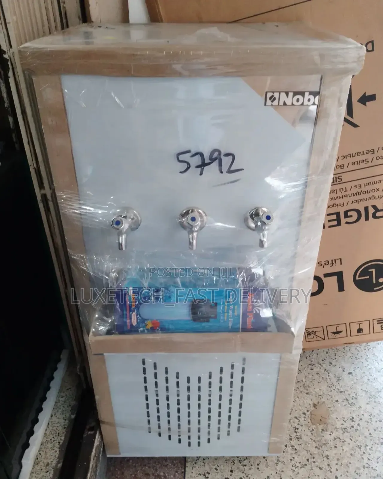 Commercial Water Cooler With 3 Taps