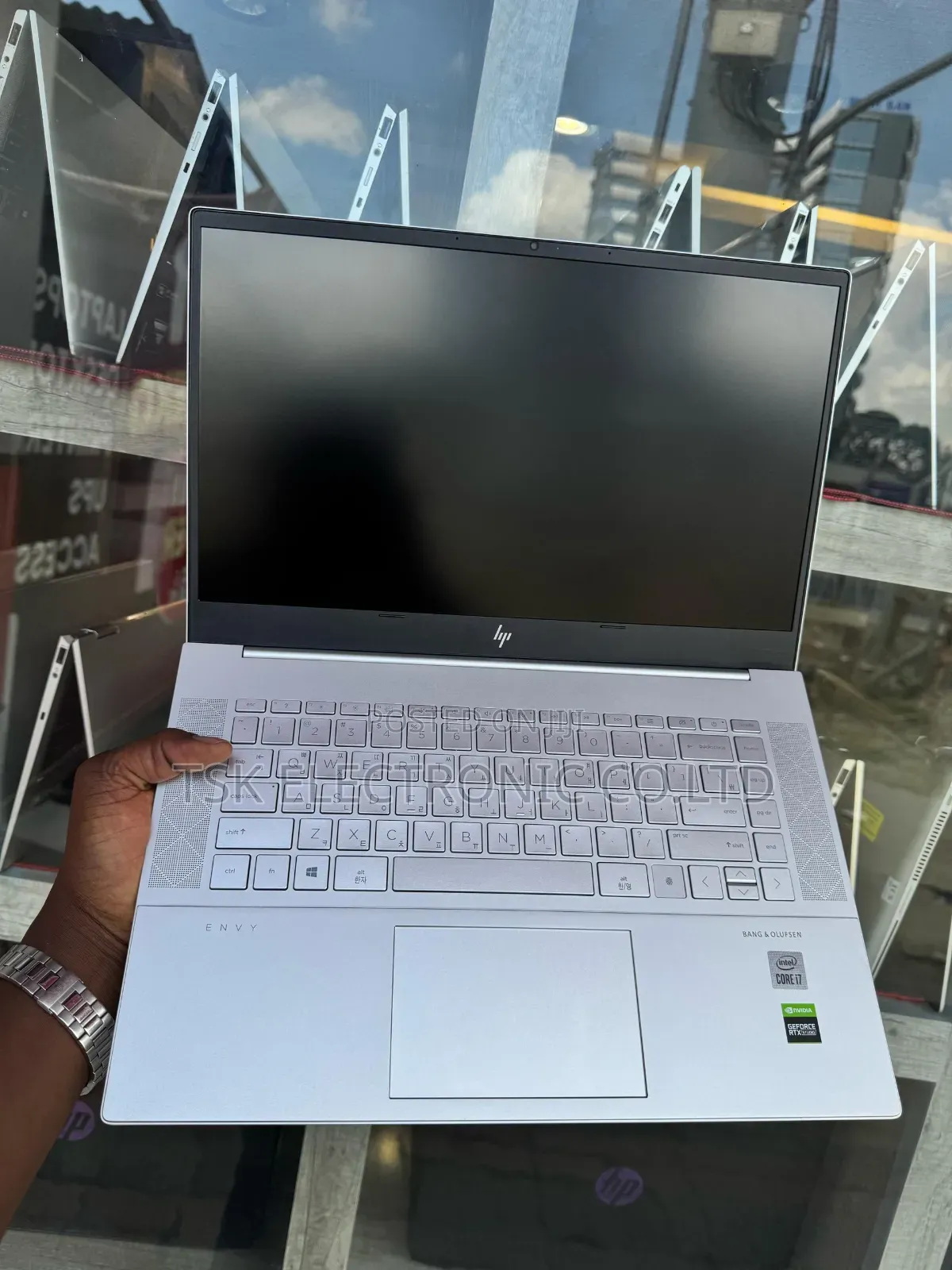 New Laptop HP 16GB Intel Core I7 SSD 512GB