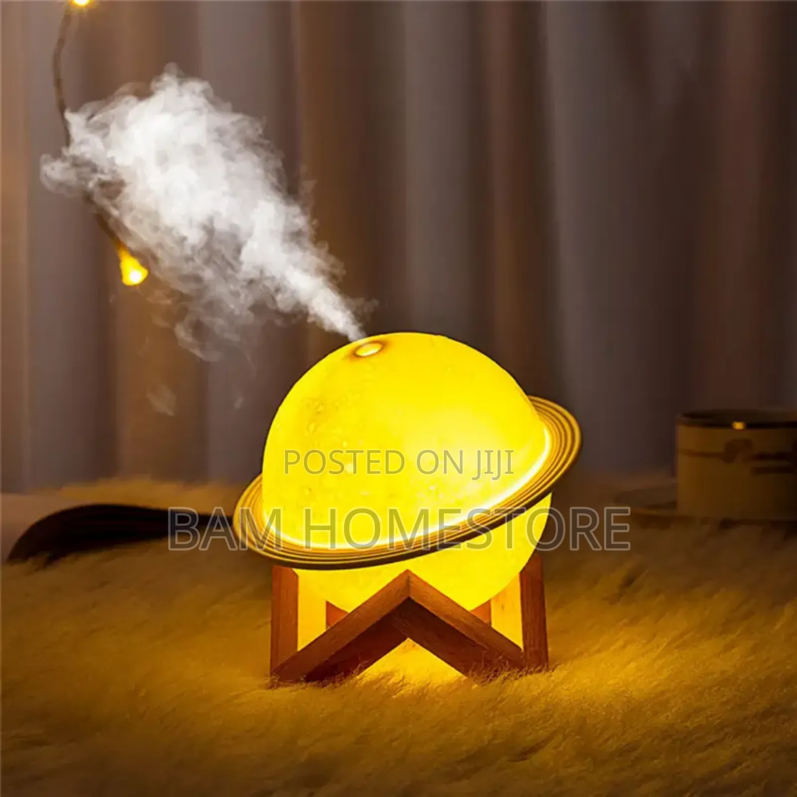 Planet Shaped Humidifier