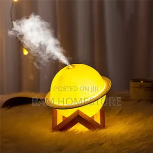 Planet Shaped Humidifier