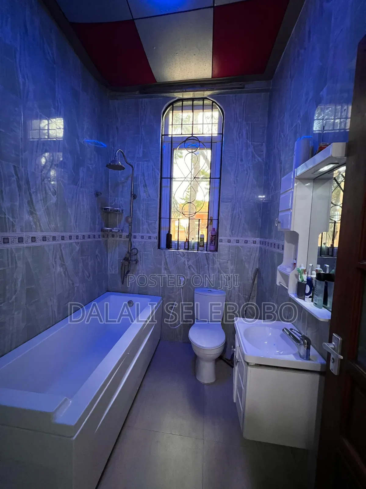 7bdrm Block of Flats in Mbezi Beach Baharini for sale