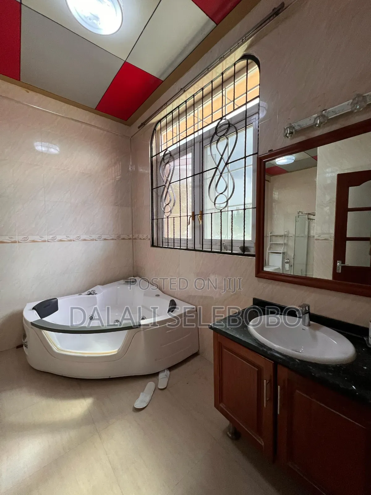 7bdrm Block of Flats in Mbezi Beach Baharini for sale
