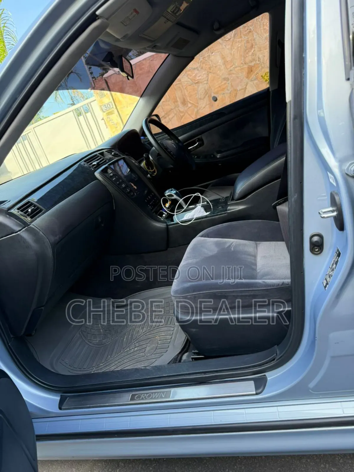 Toyota Crown 2004 Off white