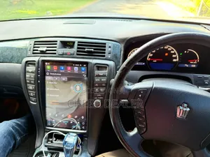 Toyota Crown 2004 Off white