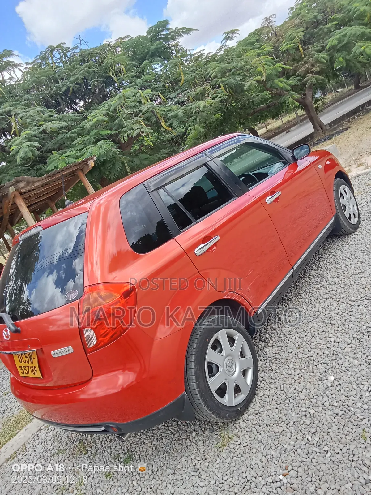 Mazda Verisa 2009 Red
