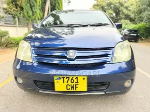 Toyota IST 2004 Blue