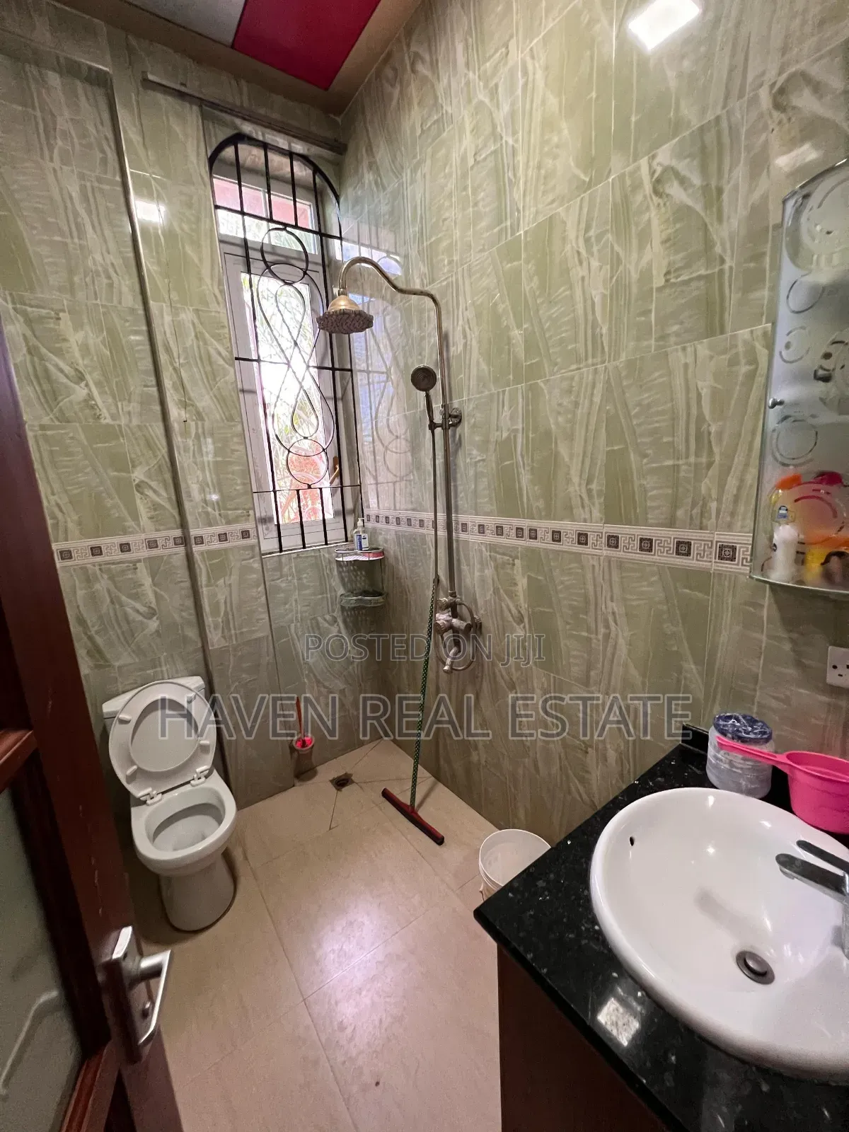 6bdrm House in Mbezi Beach for sale
