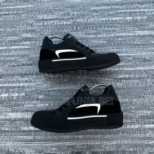 Suede Alexander Maqueen