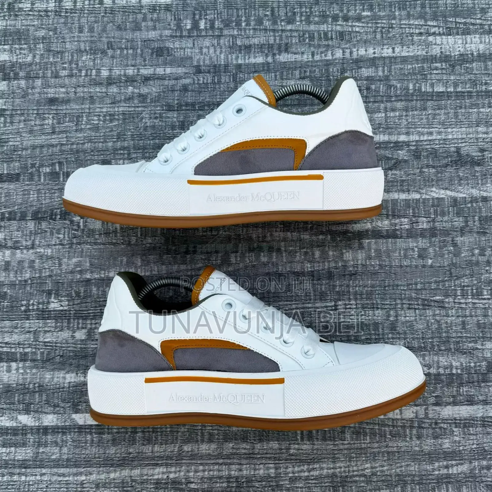 Suede Alexander Maqueen