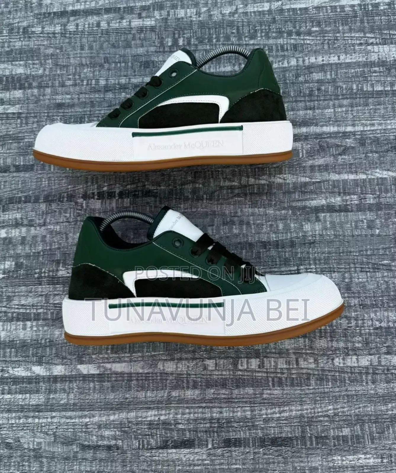 Suede Alexander Maqueen