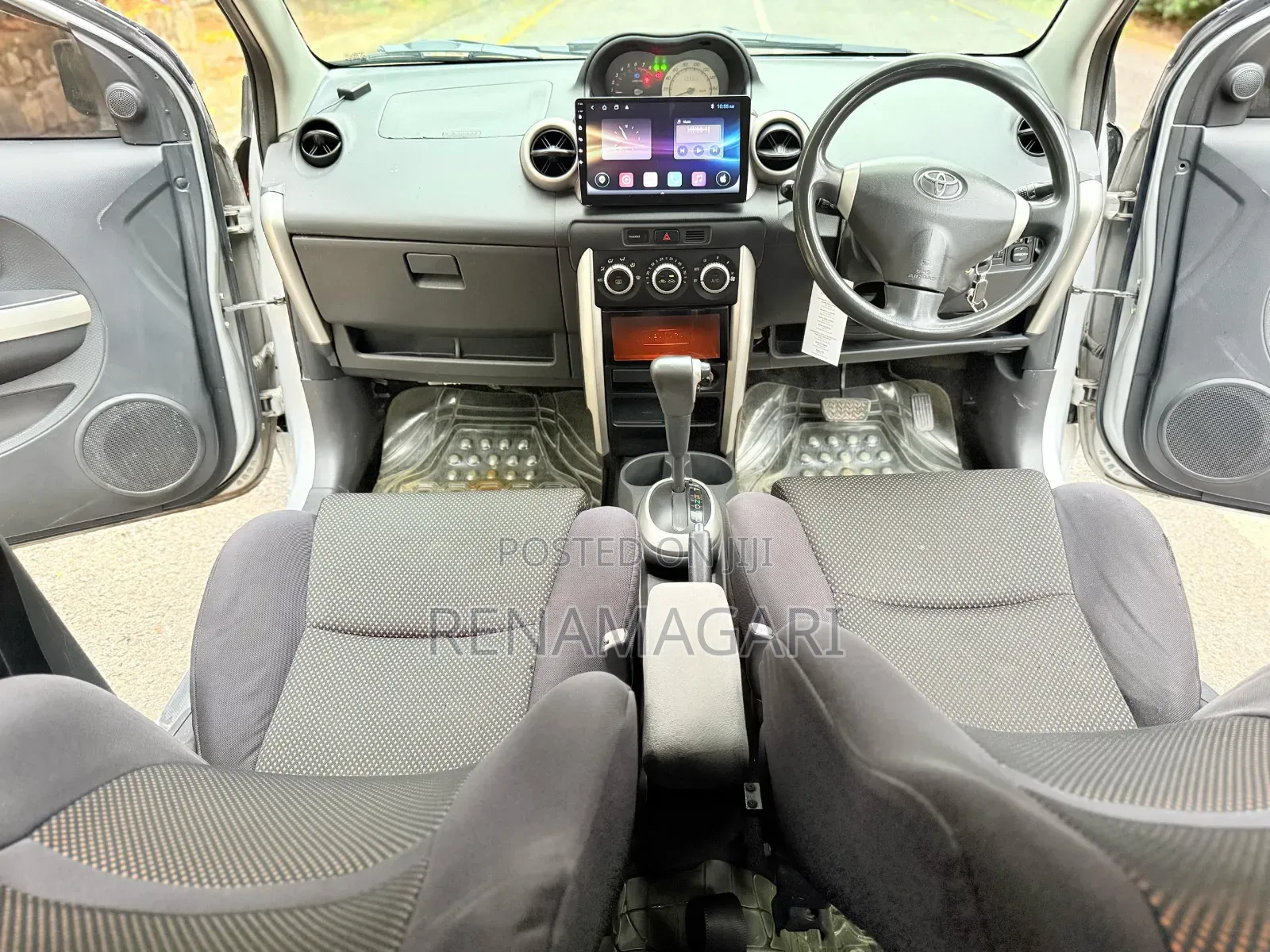 Toyota IST 2006 Silver