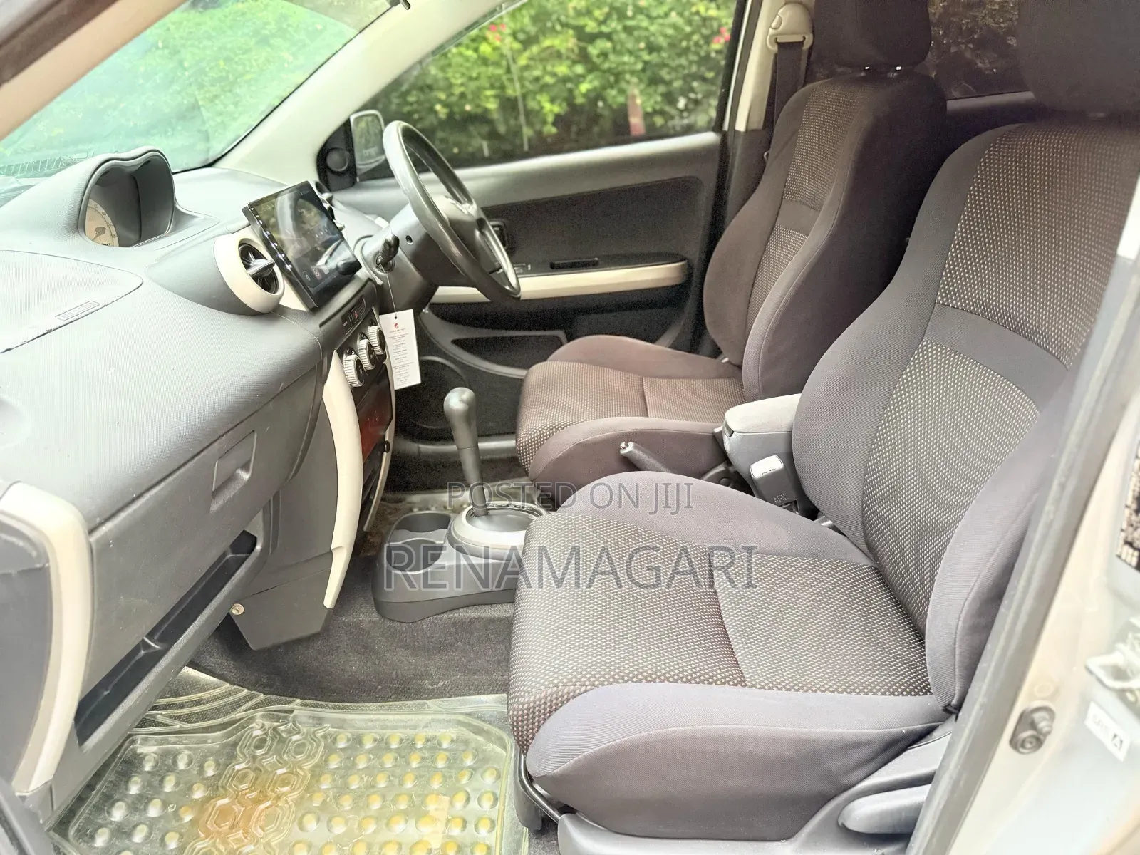 Toyota IST 2006 Silver