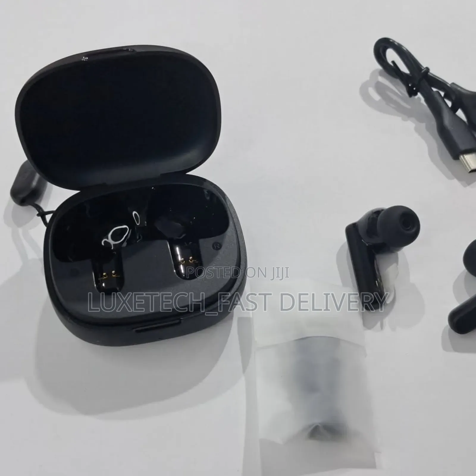 Anker Soundcore R50i