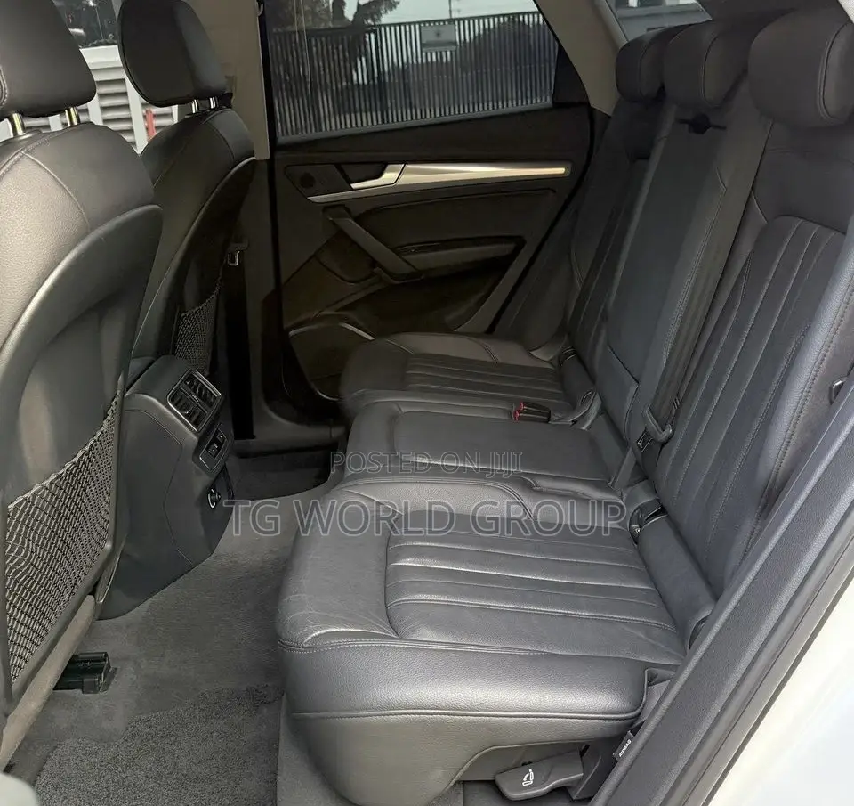 Audi Q5 2.0T Premium AWD quattro 2018 White