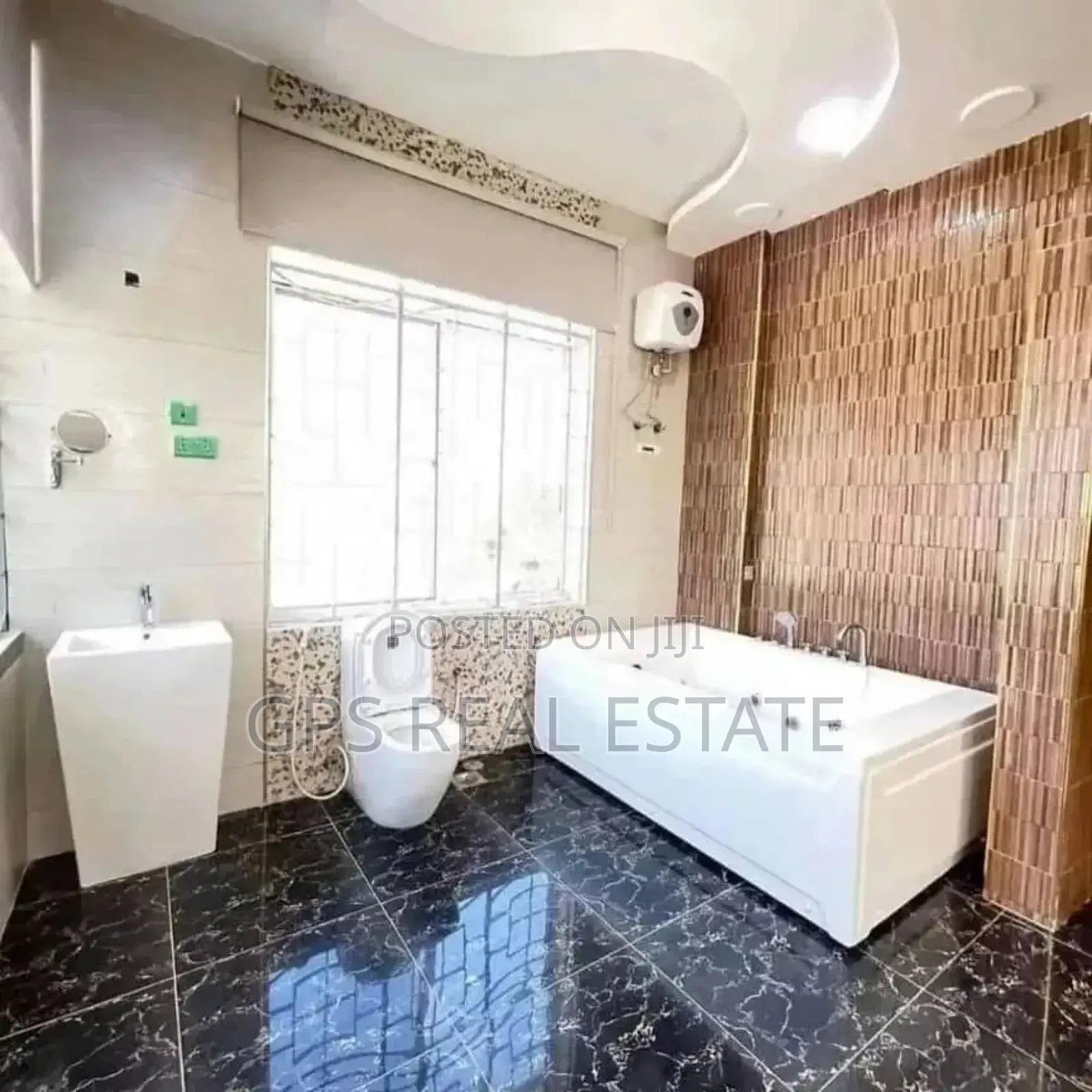 4bdrm House in Mbweni Jkt, Kinondoni for sale