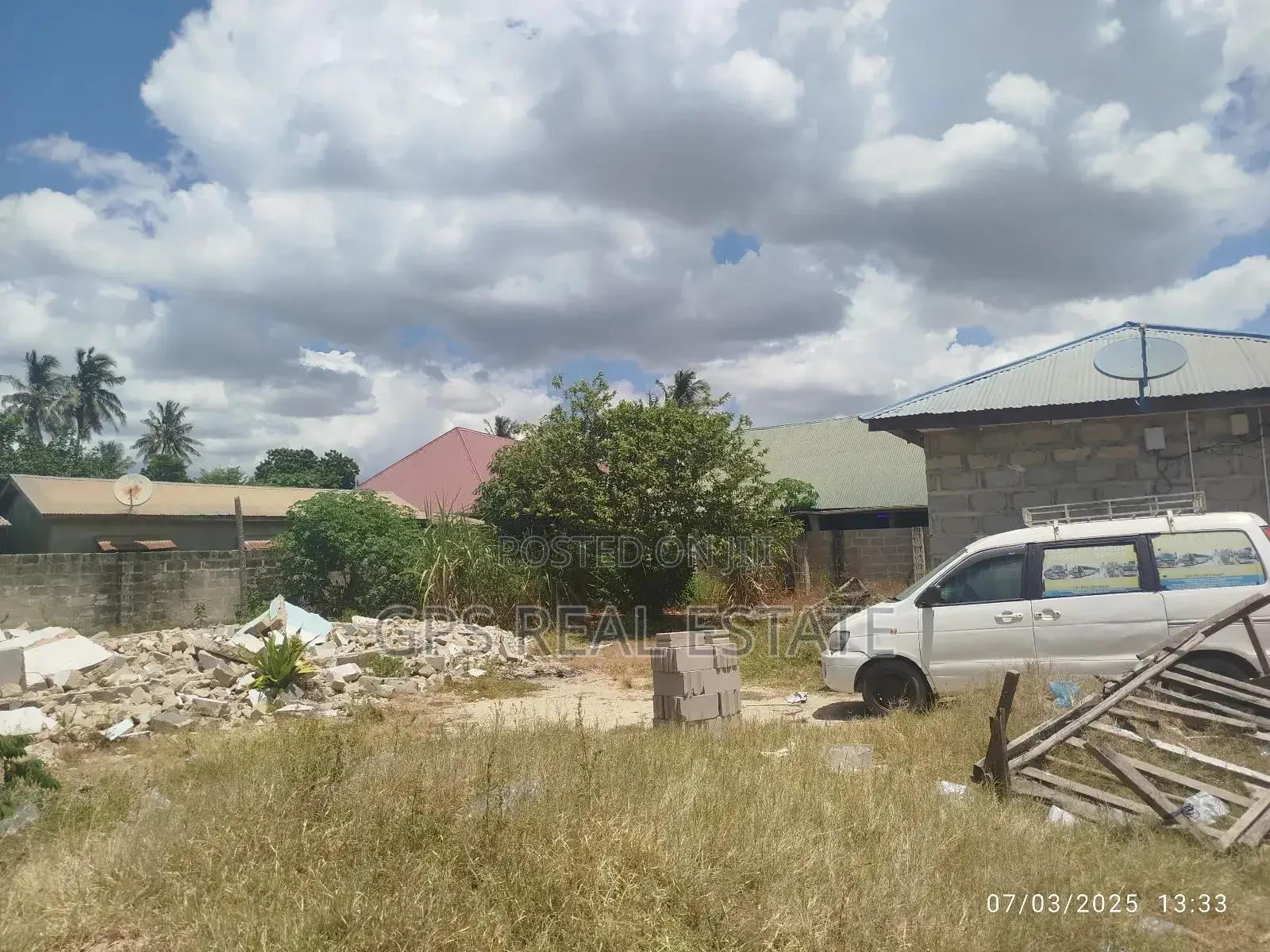 Plot for Sale at Kigamboni Darajani