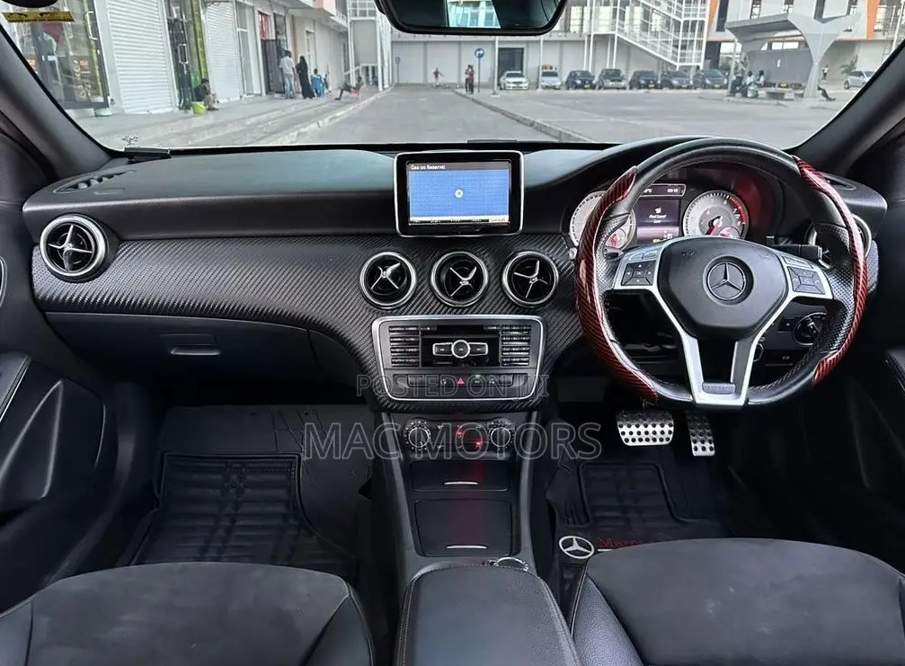 Mercedes-Benz A-Class 2013 White