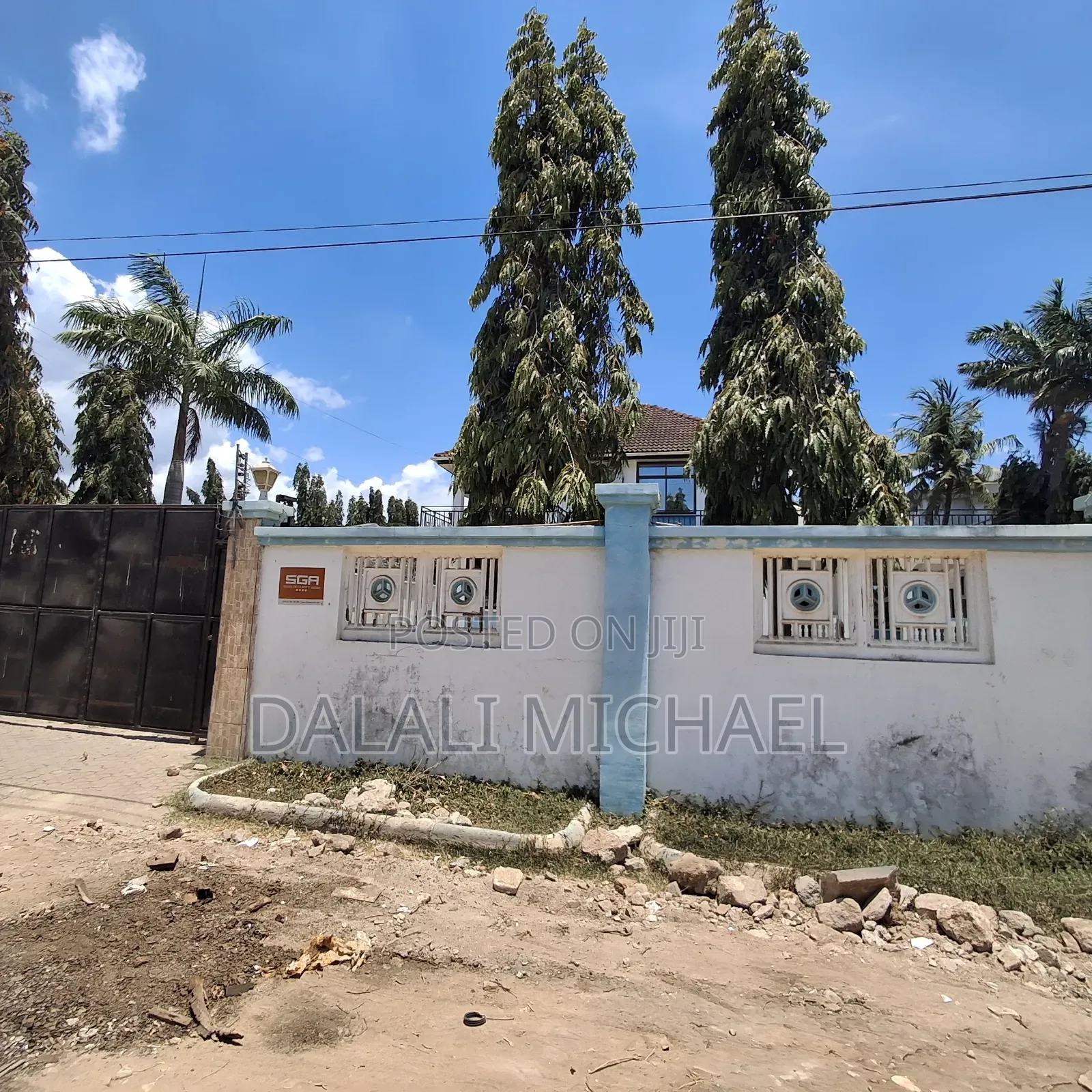 5bdrm House in Mikocheni for sale