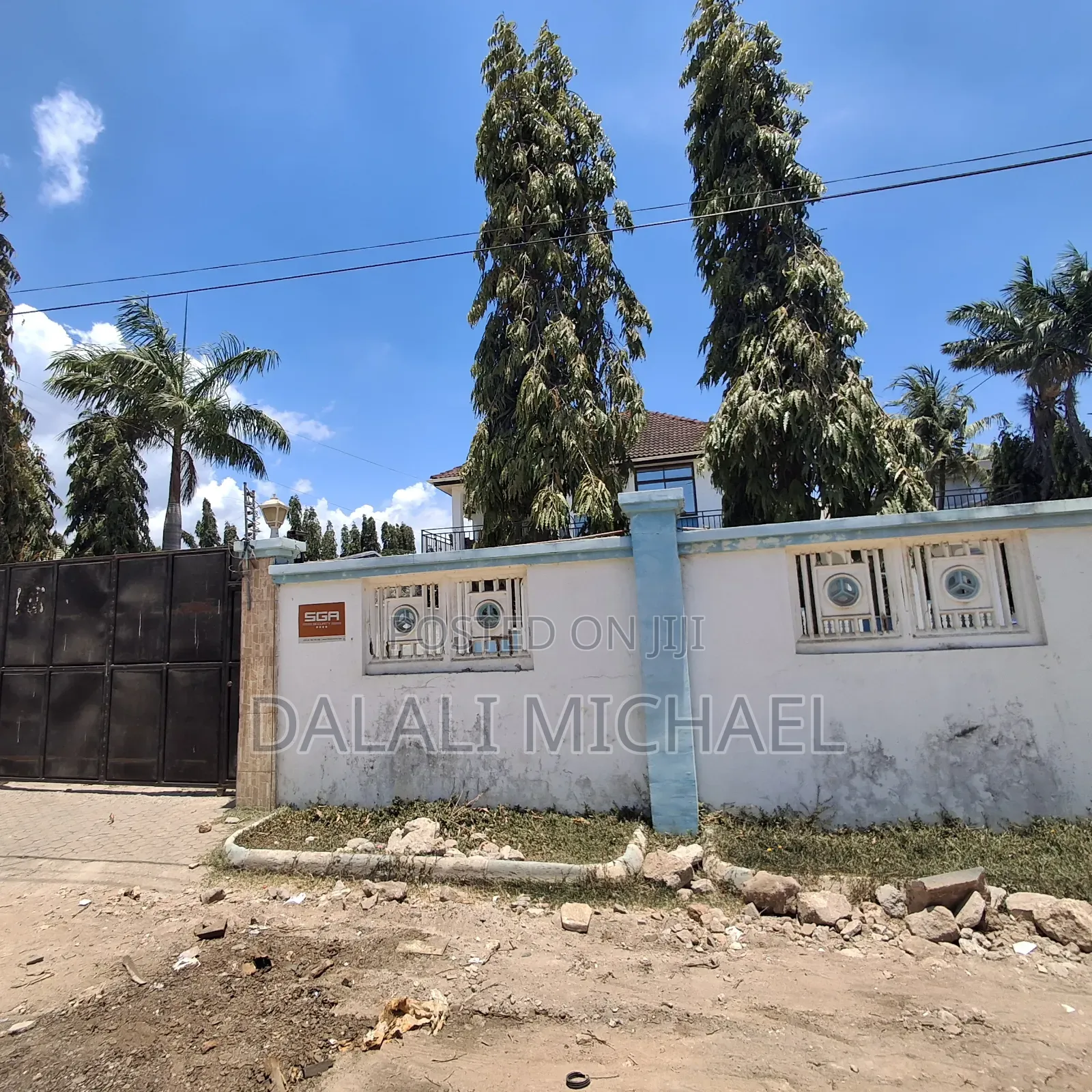 5bdrm House in Mikocheni for sale
