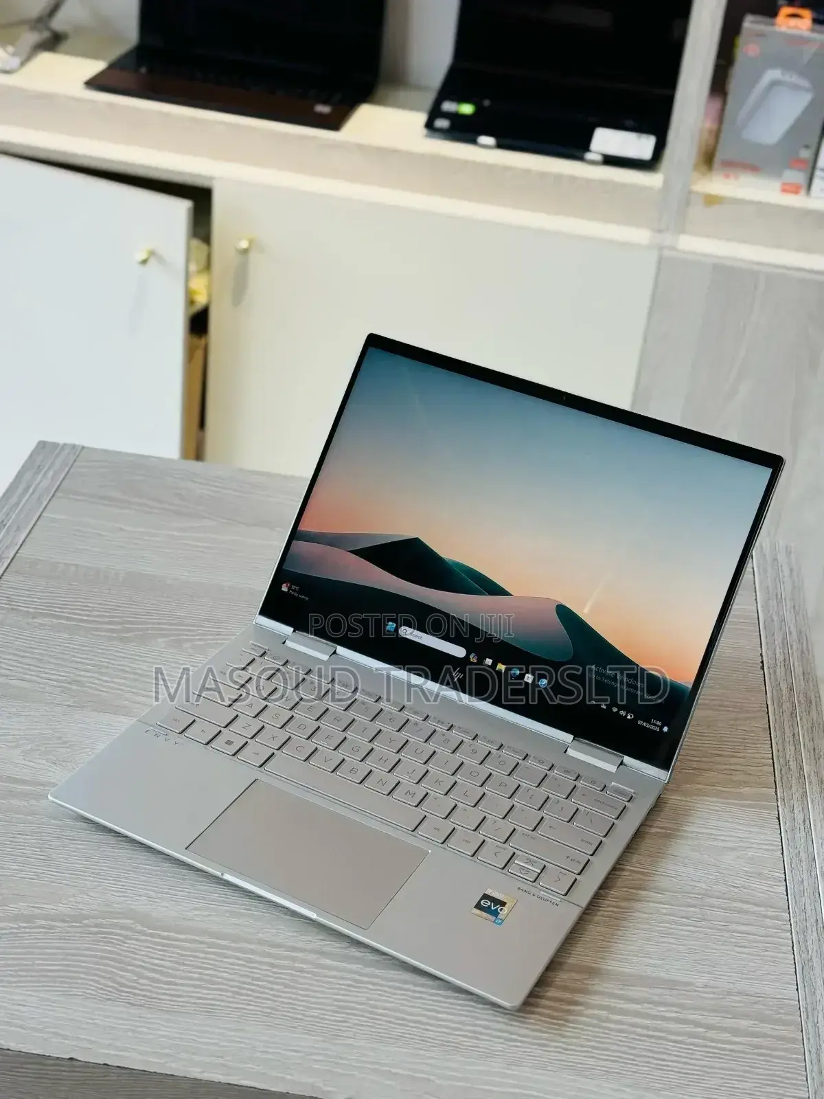 New Laptop HP Envy X360 8GB Intel Core I7 SSD 512GB