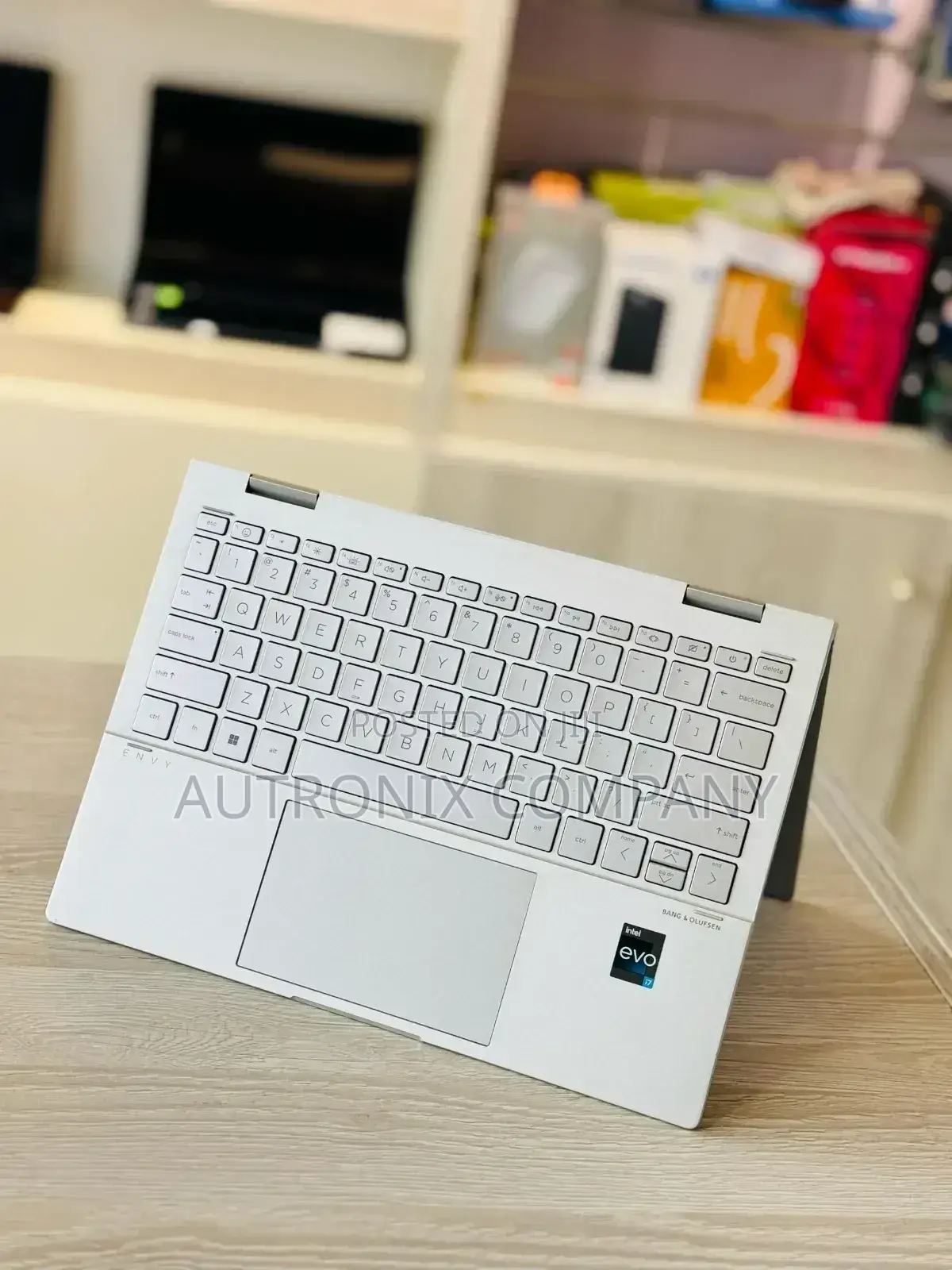 New Laptop HP Envy X360 8GB Intel Core I7 SSD 512GB