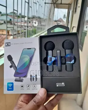  Wireless Microphone