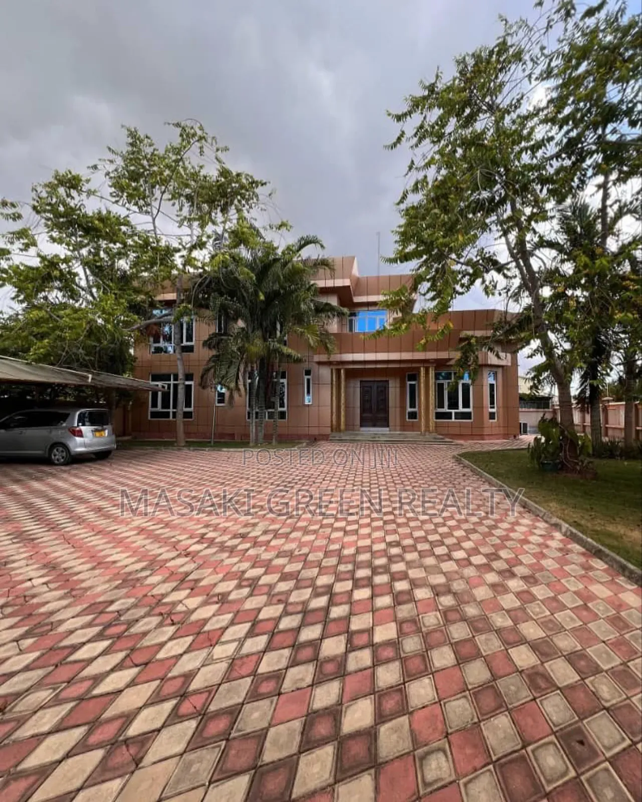 6bdrm House in Mbezi Estate, Kinondoni for sale