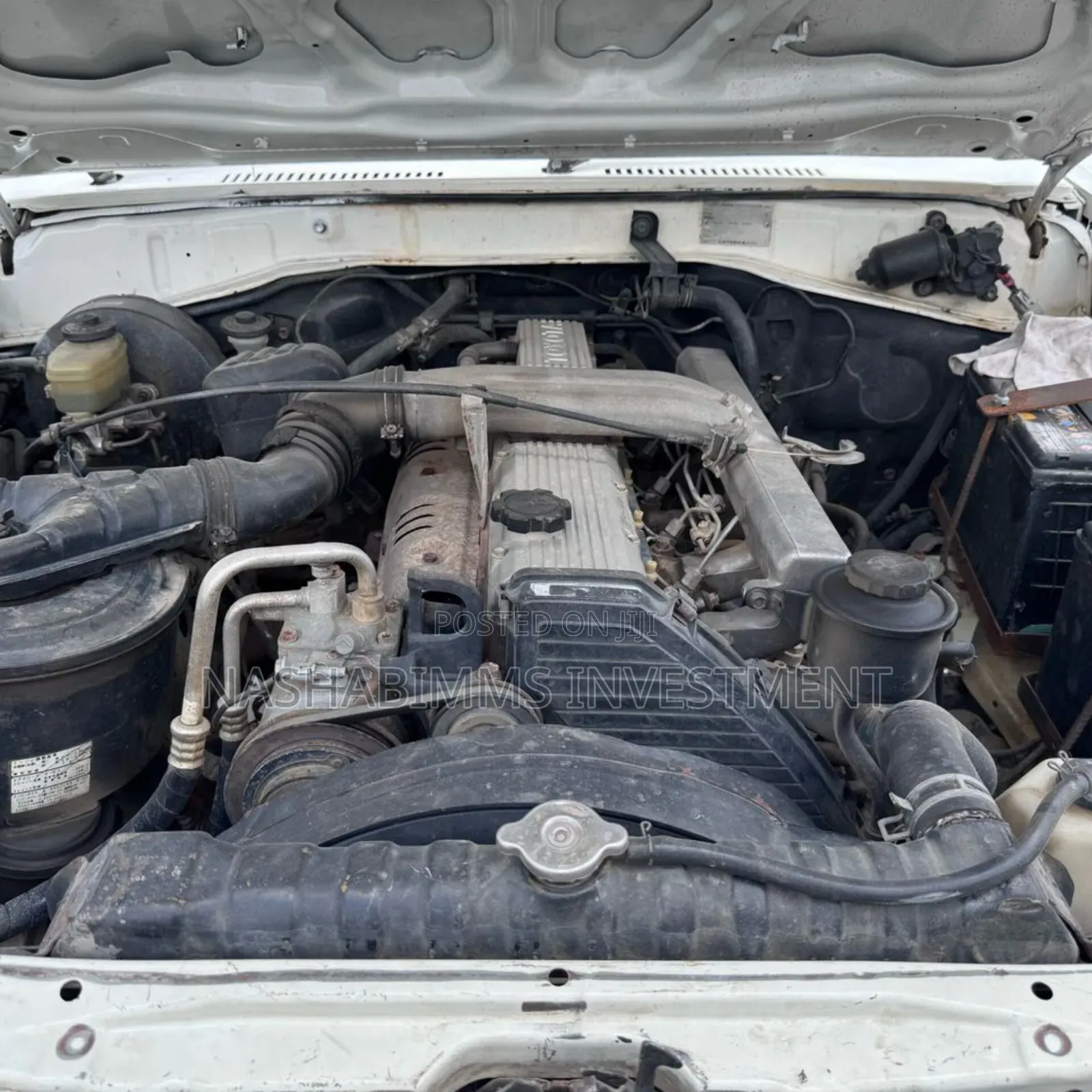 Toyota Land Cruiser 2005 White