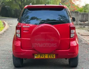 Toyota Rush 2008 Red