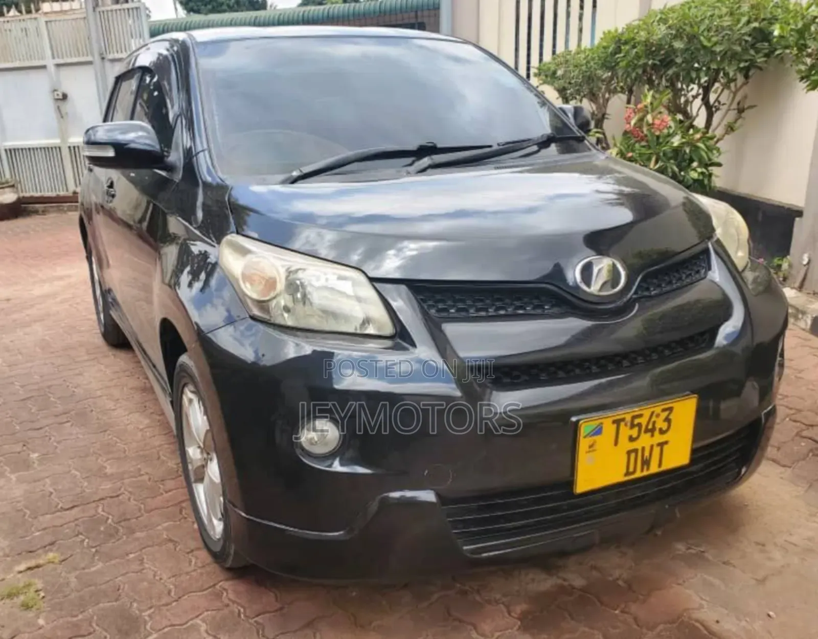 Toyota IST 2010 Gray