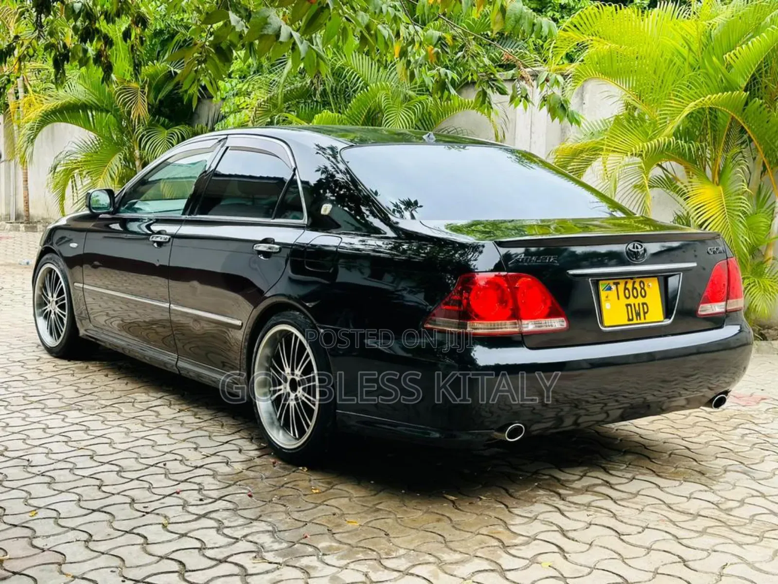 Toyota Crown 2006 Black