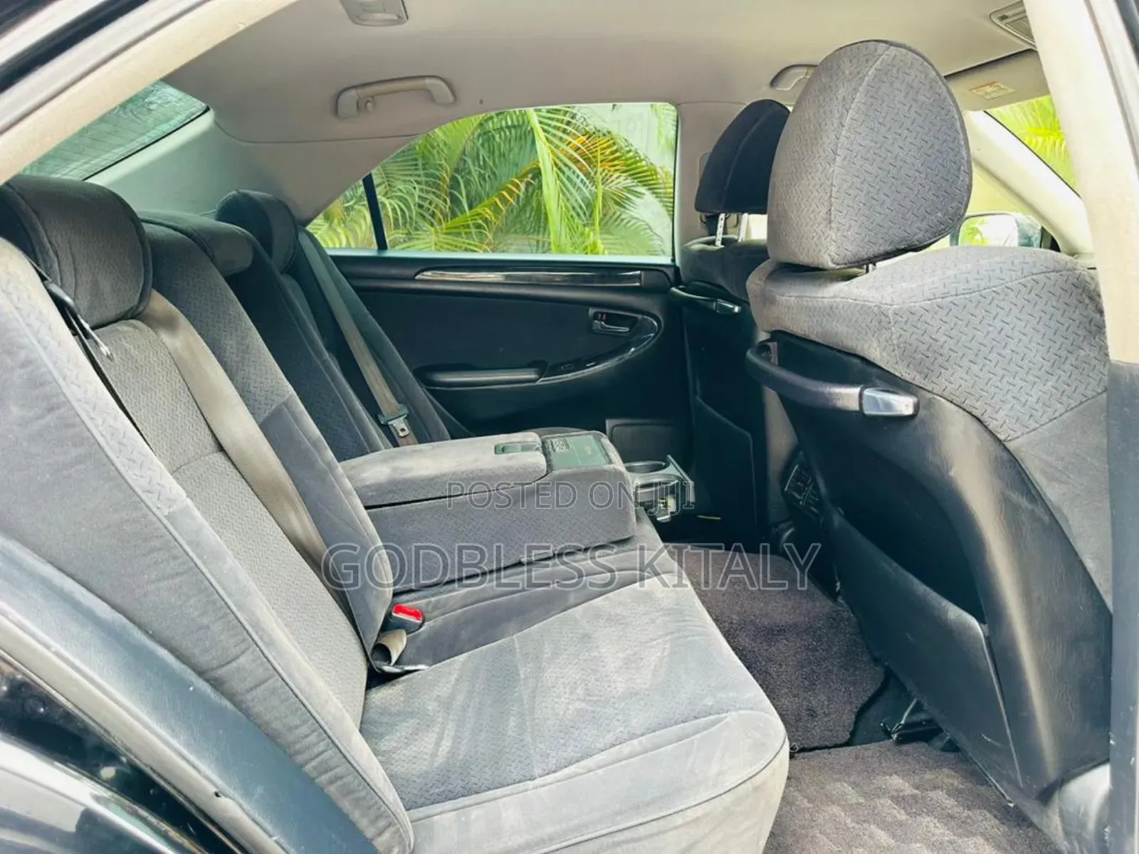 Toyota Crown 2006 Black