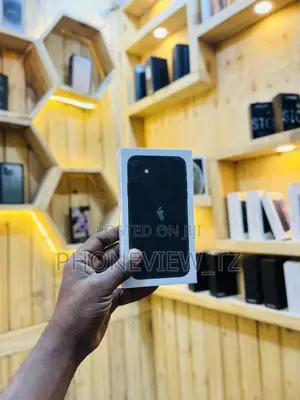 Photo - New Apple iPhone 11 128 GB Black