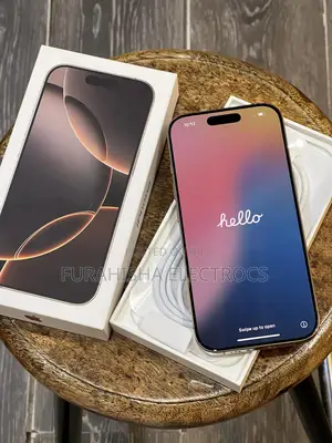 New Apple iPhone 16 Pro 128 GB Gold