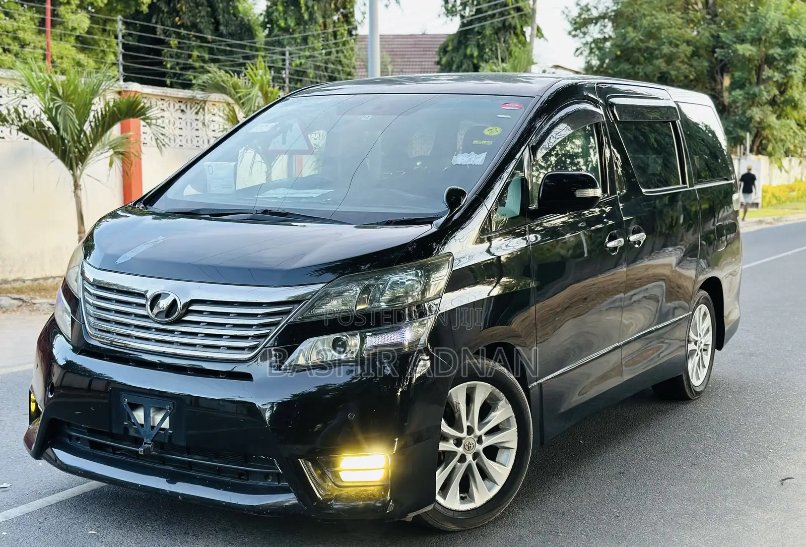 Toyota Vellfire 2008 Burgundy