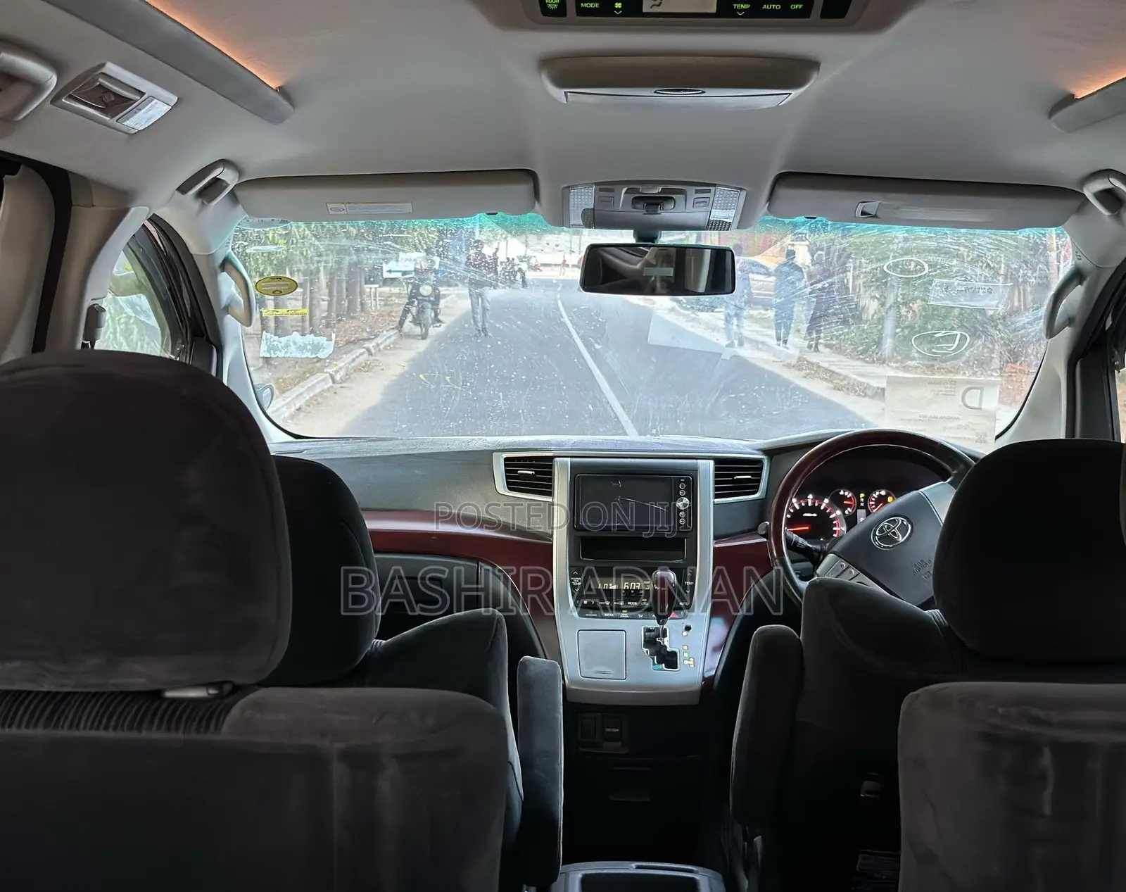 Toyota Vellfire 2008 Burgundy