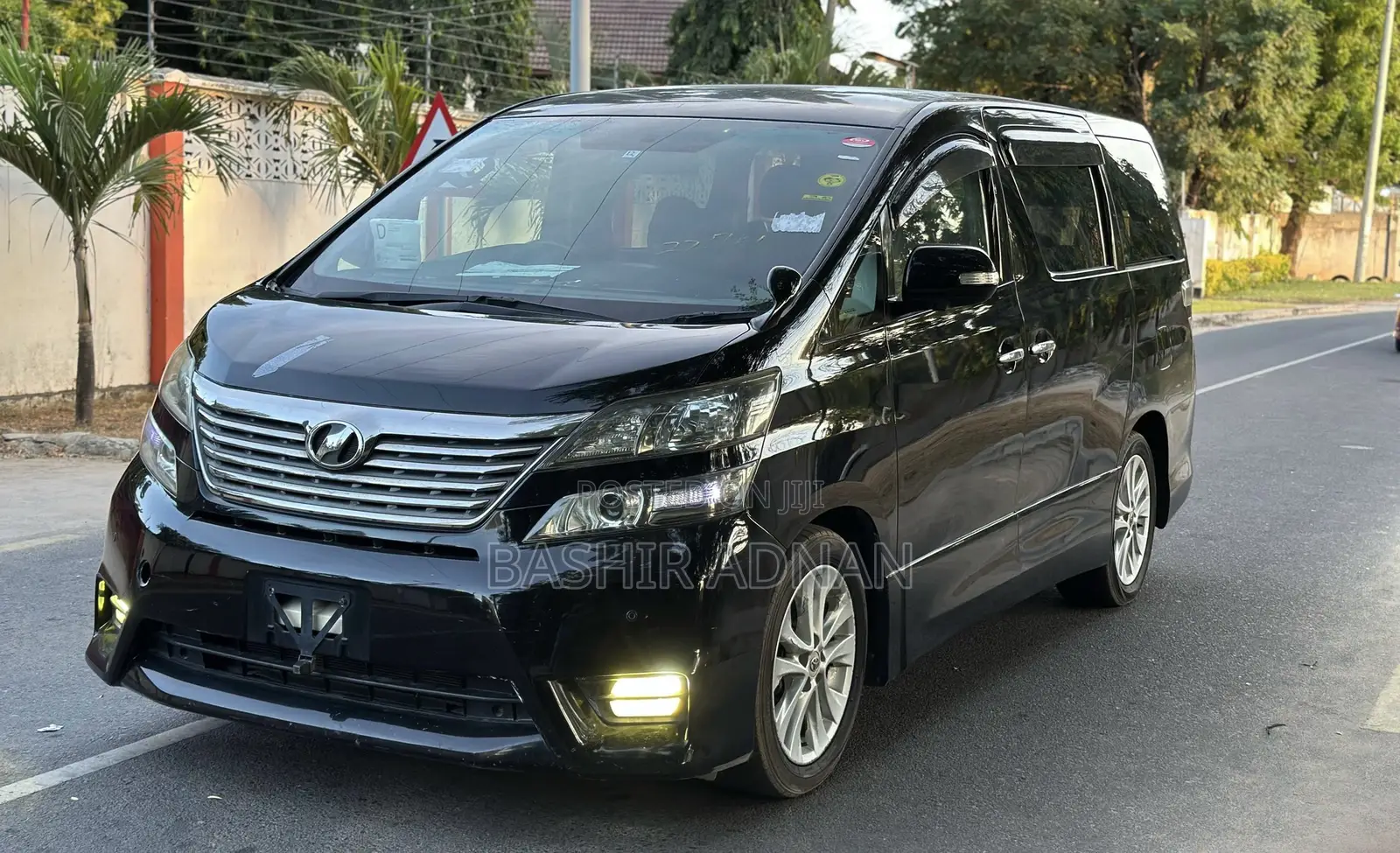 Toyota Vellfire 2008 Burgundy