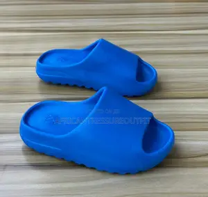 Yeezy Slide Available Affordable Price