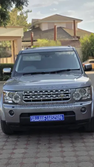 Land Rover Discovery 2010 Gray
