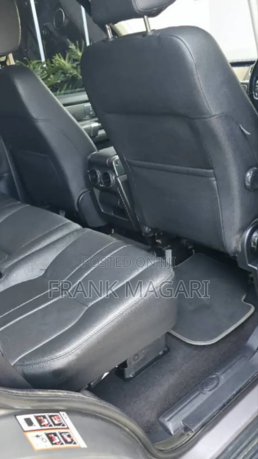 Land Rover Discovery 2010 Gray