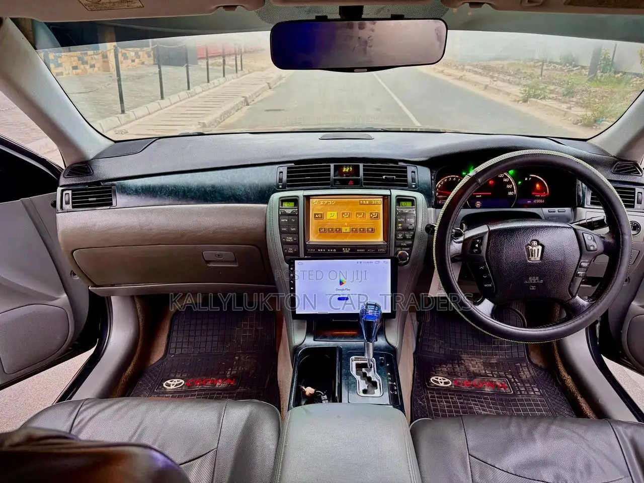 Toyota Crown Royale 2005 Black
