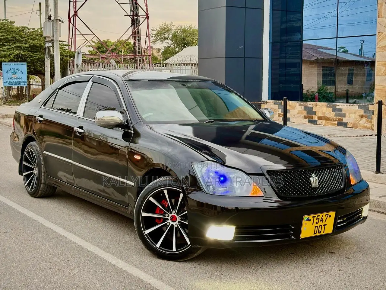 Toyota Crown Royale 2005 Black