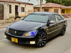Toyota Crown Royale 2005 Black