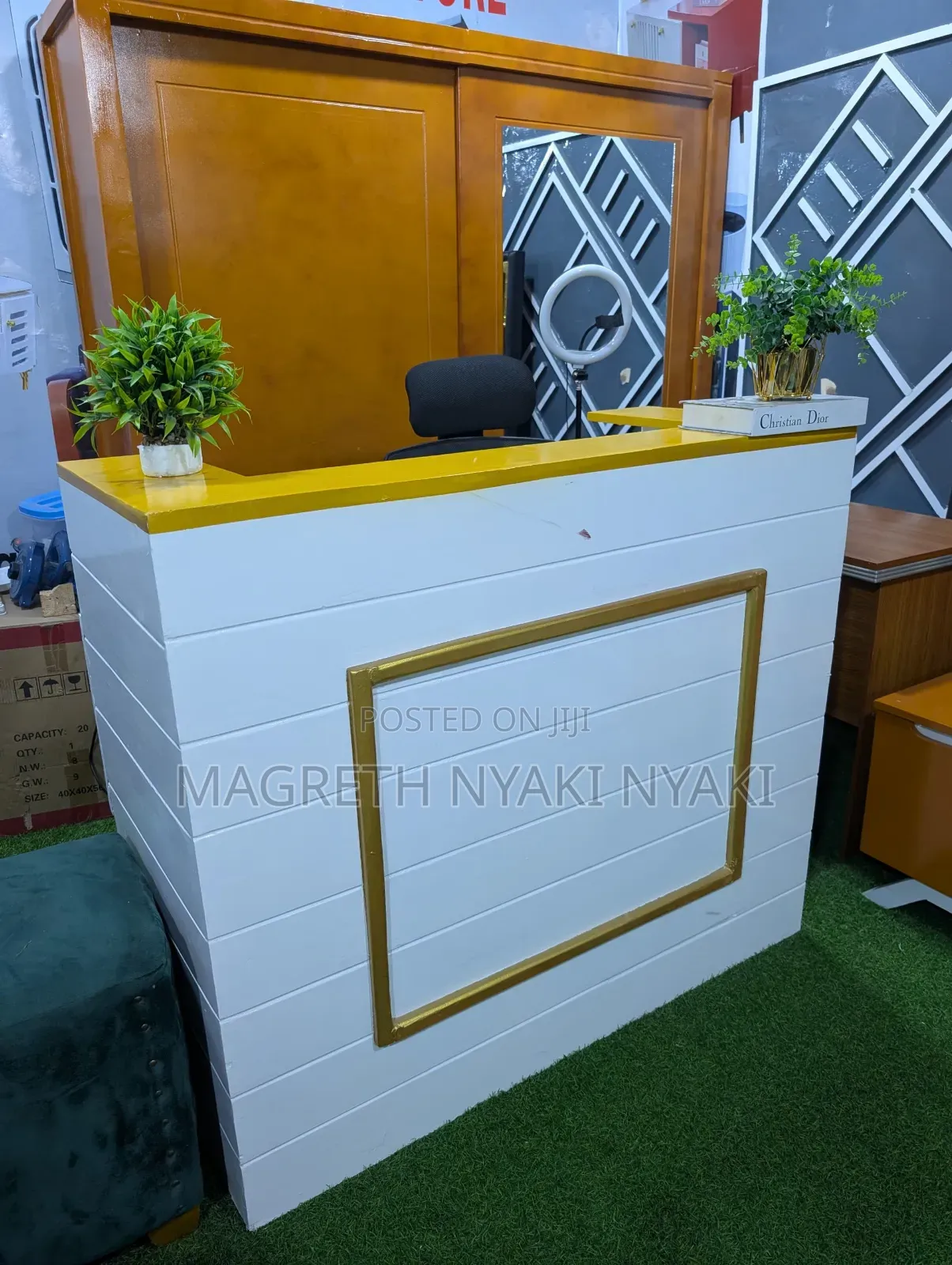 Nauza Counter Table Mpya