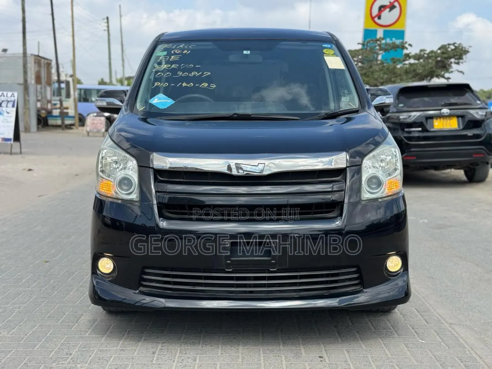 Toyota Noah 2008 Black