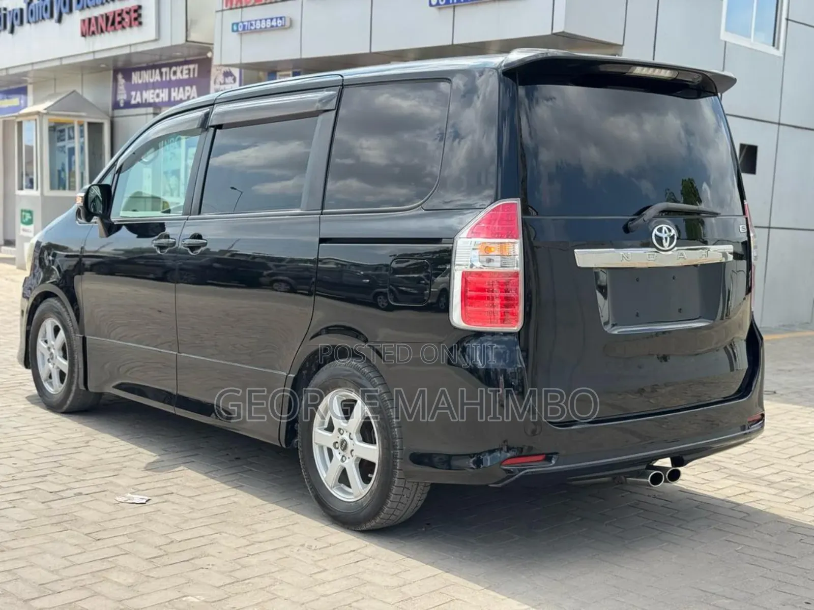 Toyota Noah 2008 Black