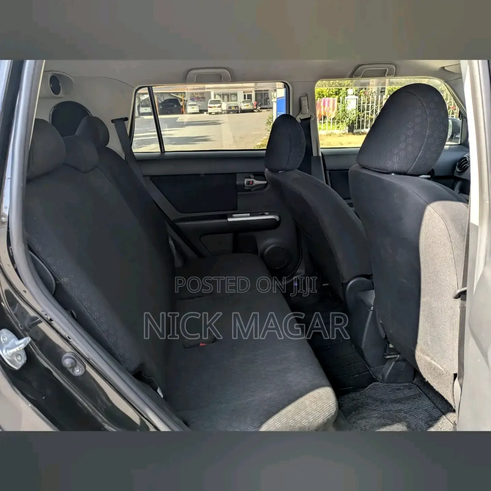 Toyota Corolla Rumion 2010 Black
