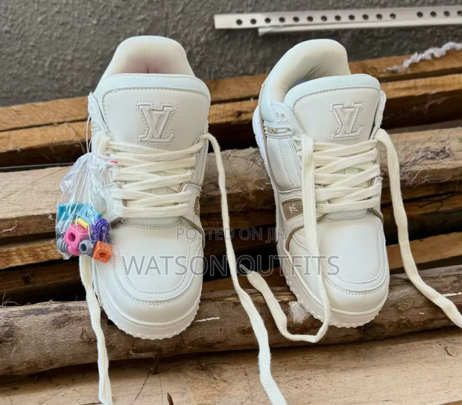 Lv Double Sole Sneakers Za Ngozi