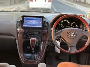 Toyota Harrier 2001 White