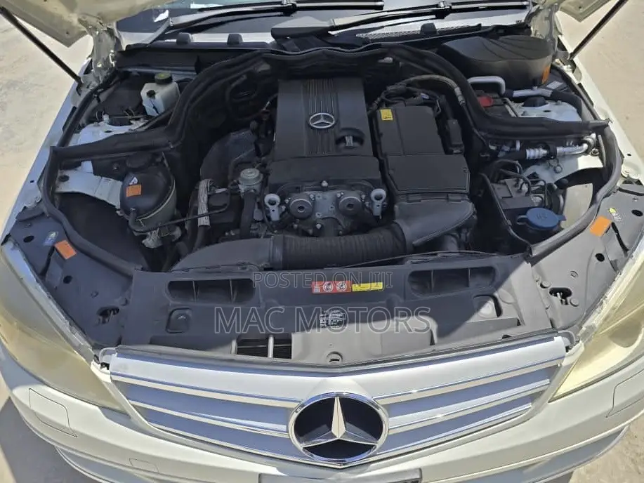 Mercedes-Benz C-Class 2007 White